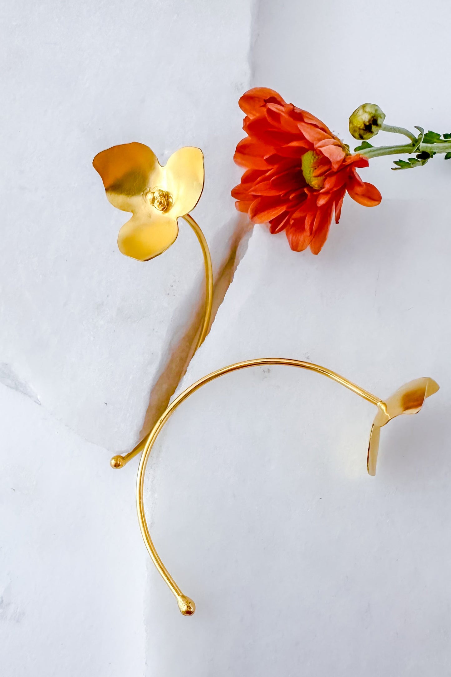 Naura Earcuff