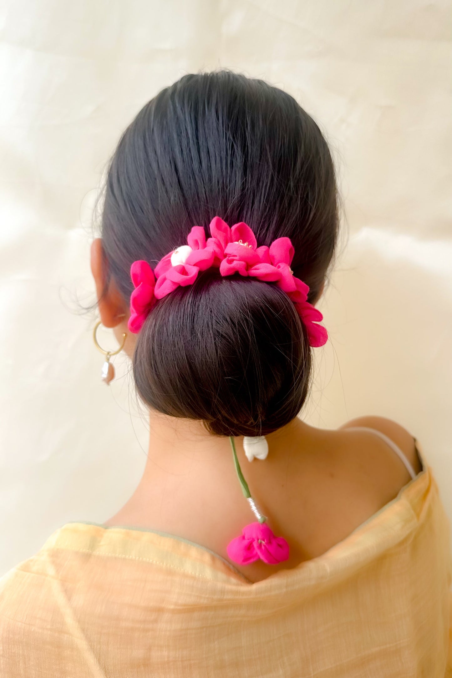 Gulaabi Gajra