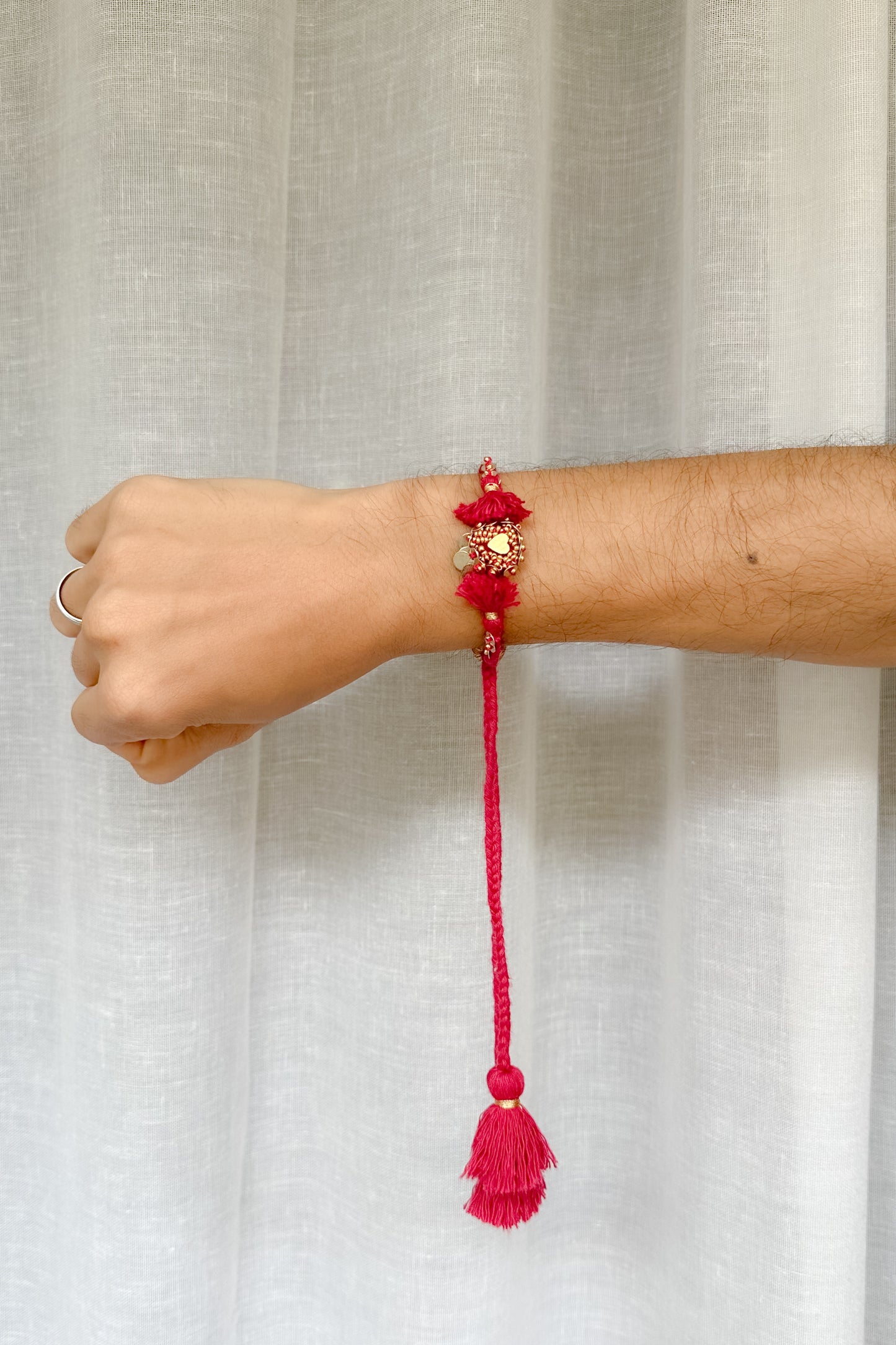 Lali rakhi