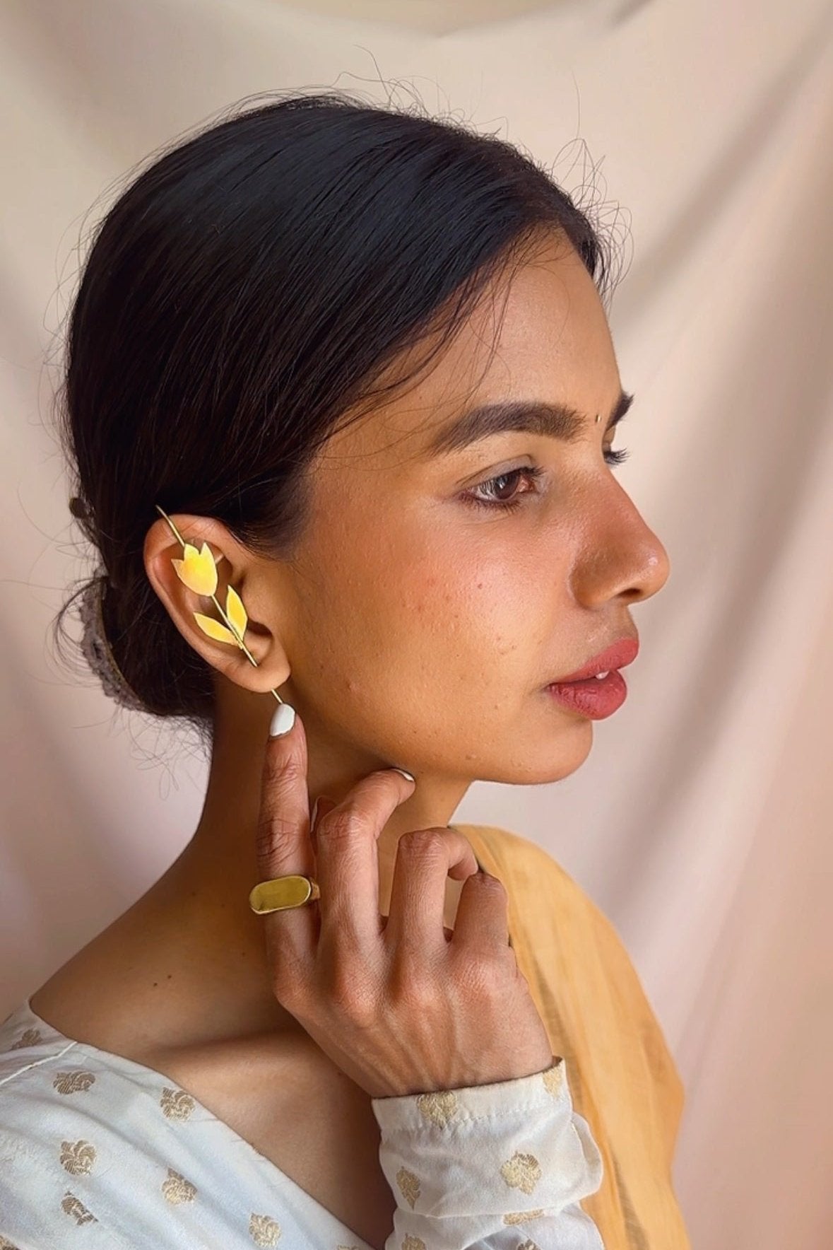 Tulip Ear cuff