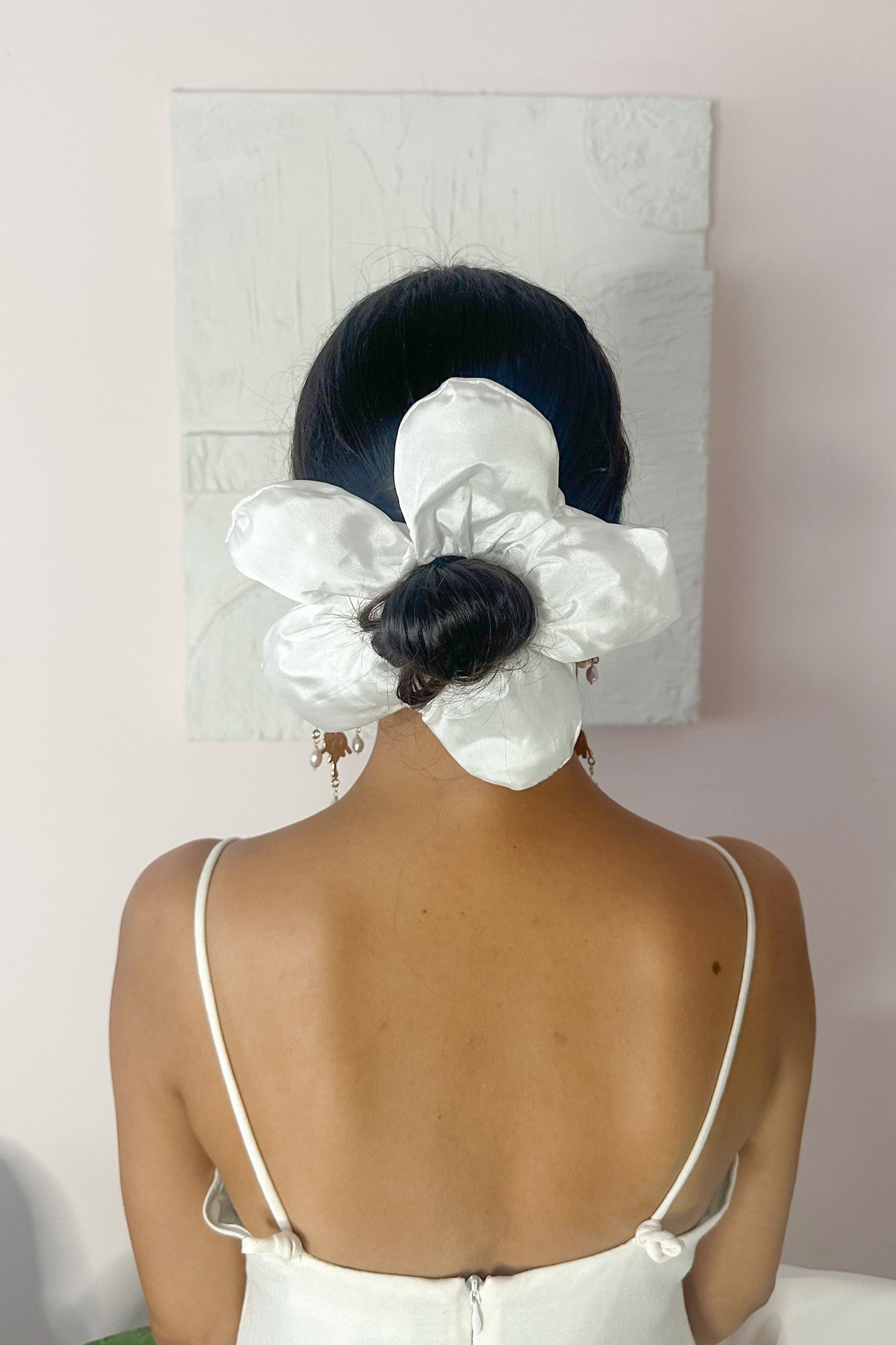 Daisy Scrunchie