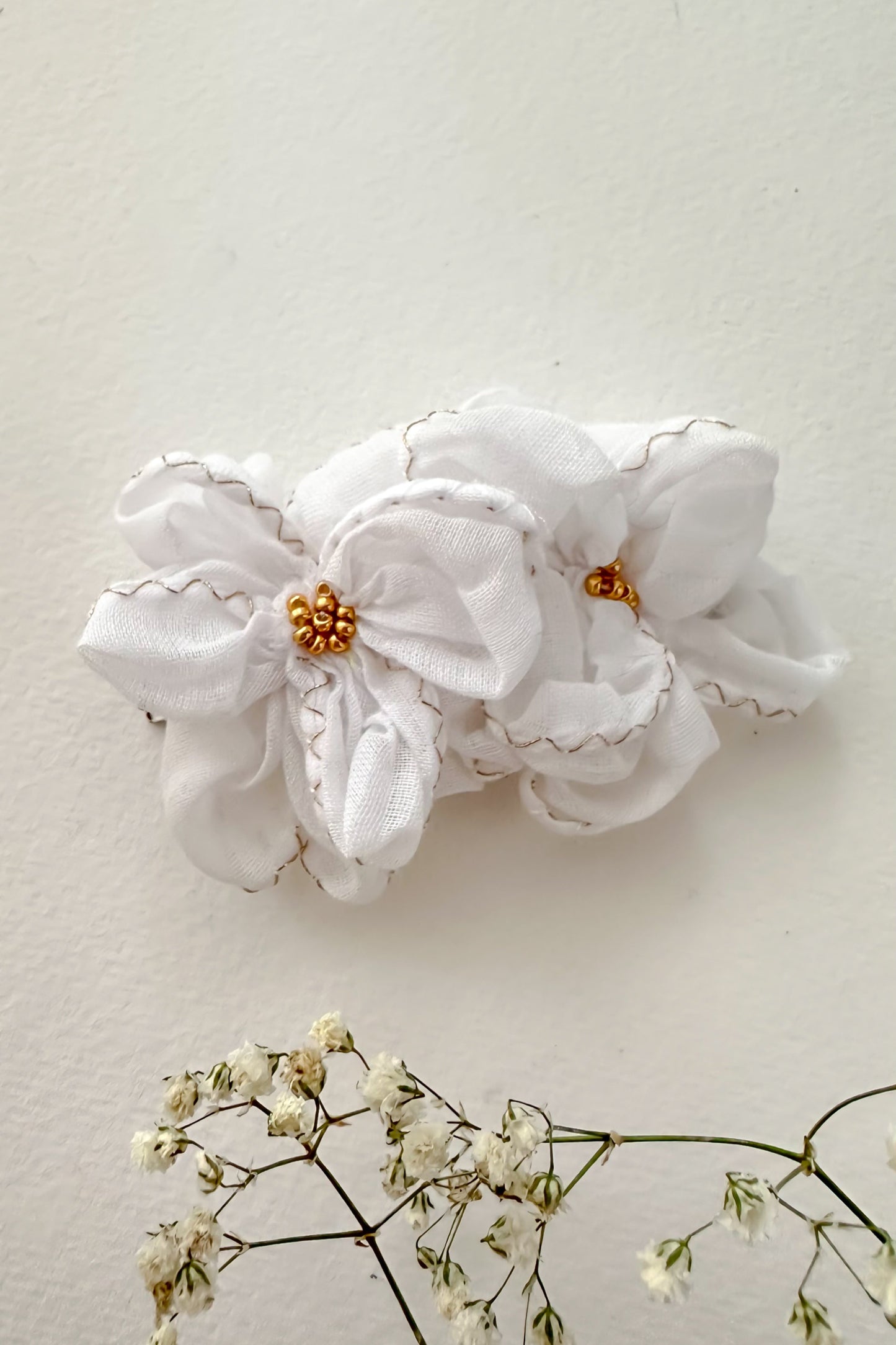 Kora Rose Claw Clip