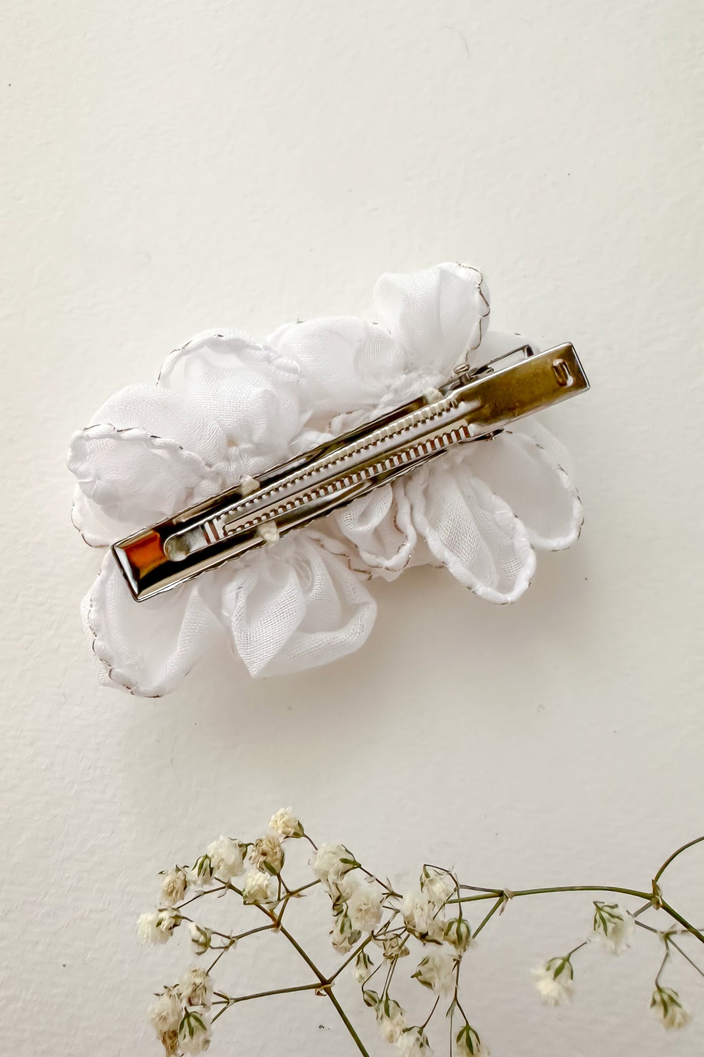 Kora Rose Claw Clip