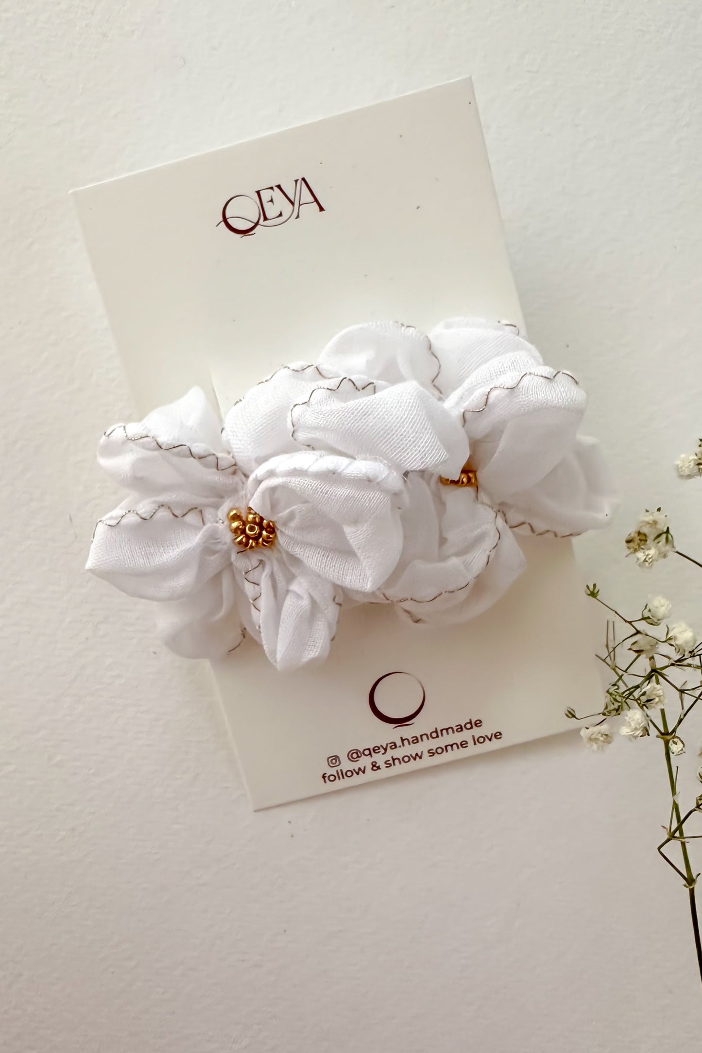Kora Rose Claw Clip