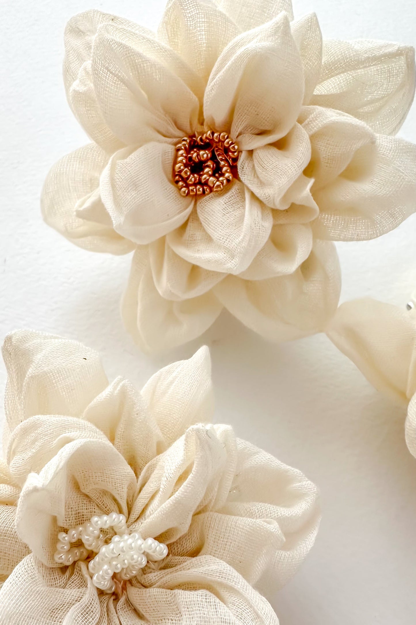 White Lotus Hair Accessory