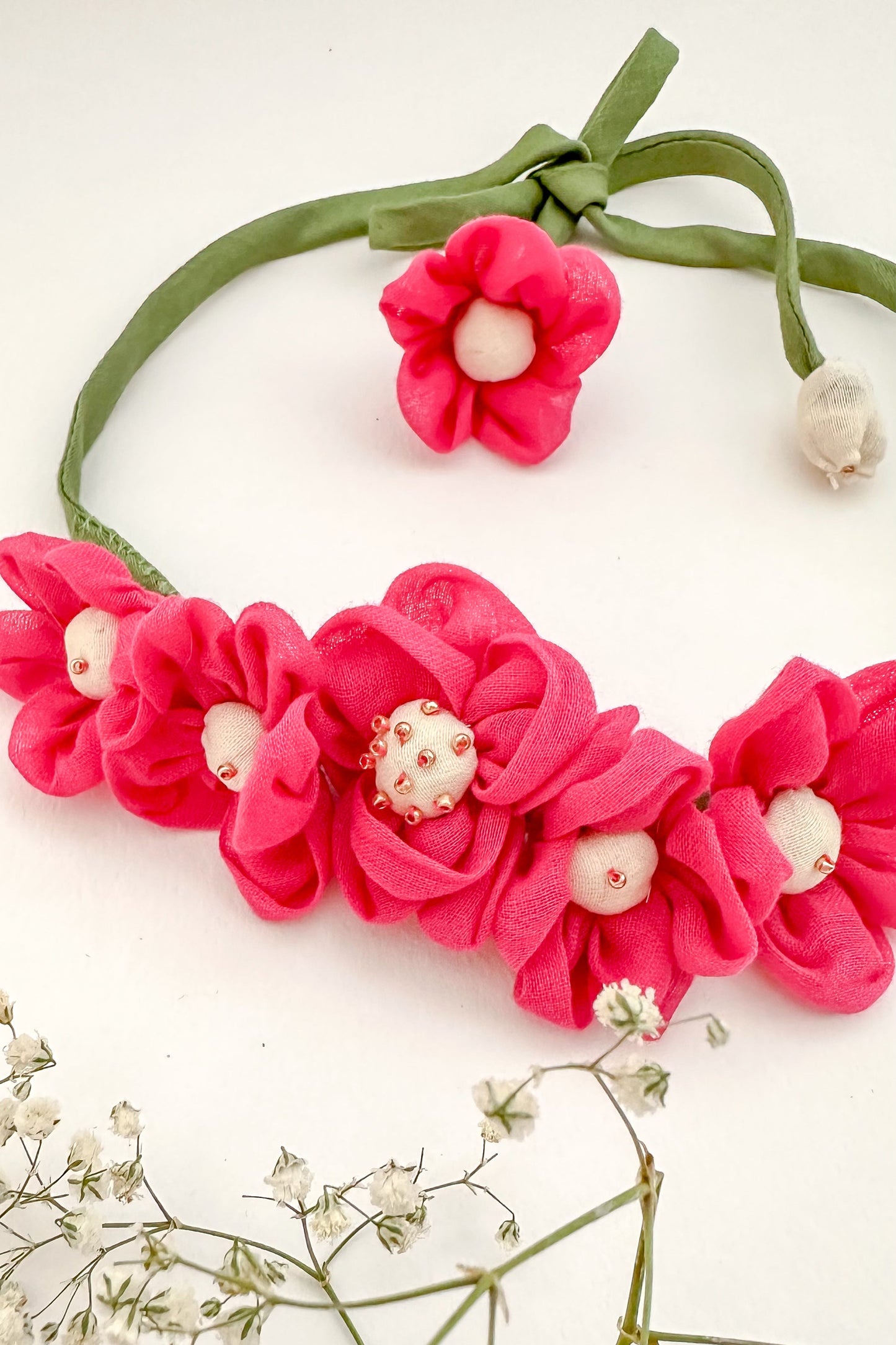 Gajra, Flower hair accessories, Flower hair Tie
