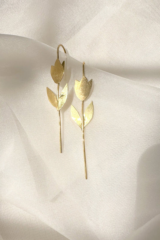 Tulip Ear cuff