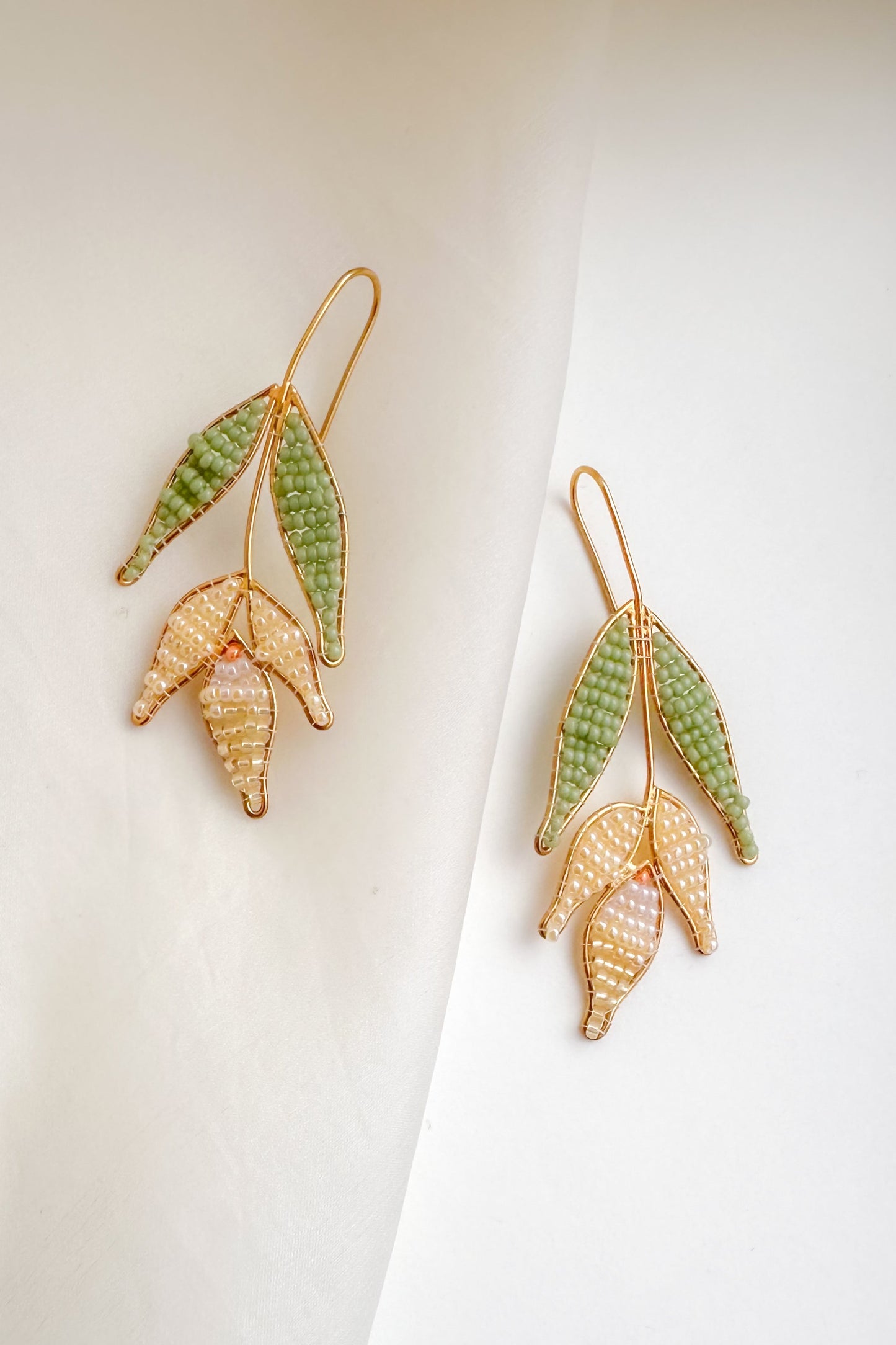 Beaded Tulip Earring - Yellow