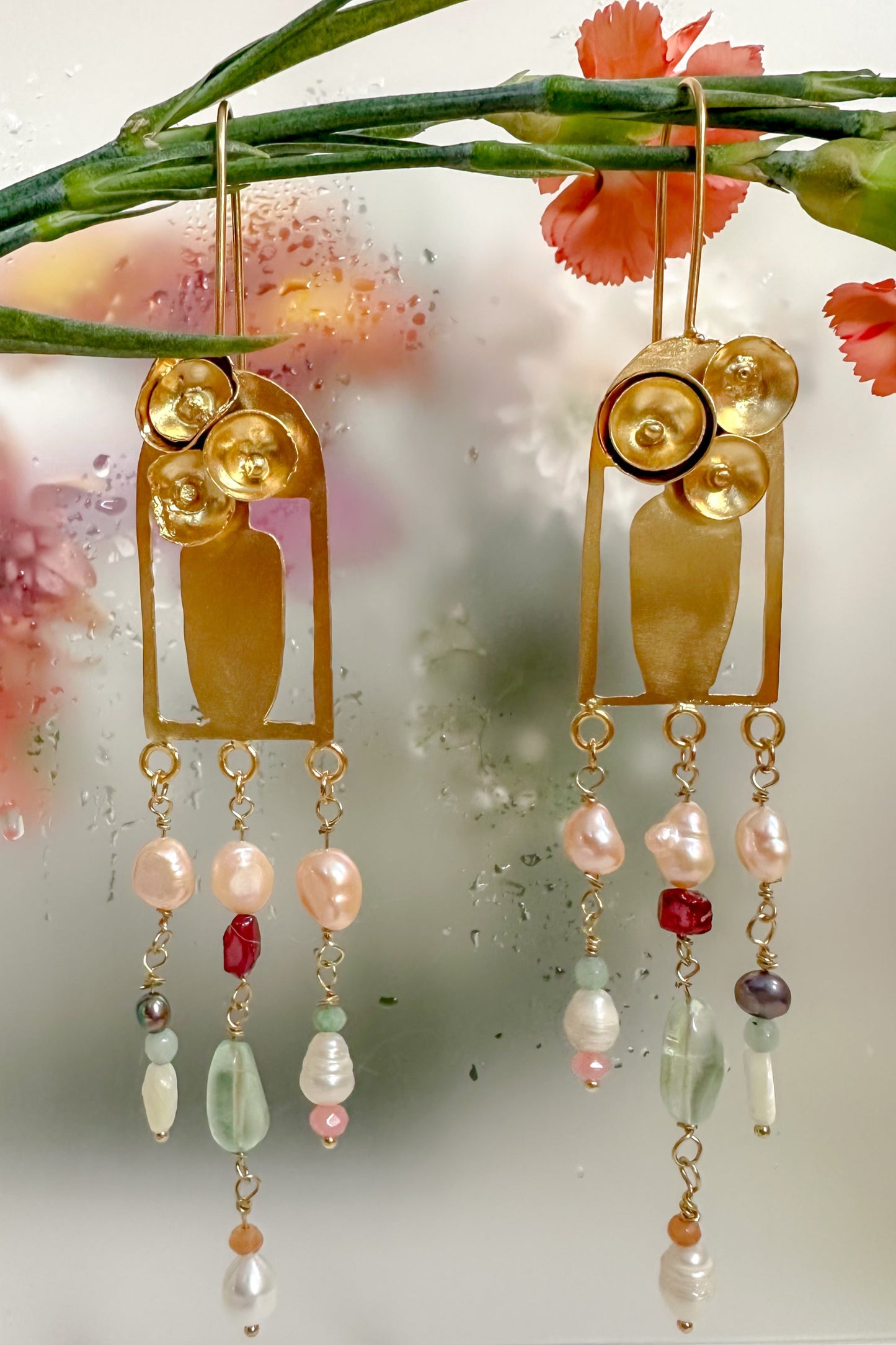 Guldasta Earring