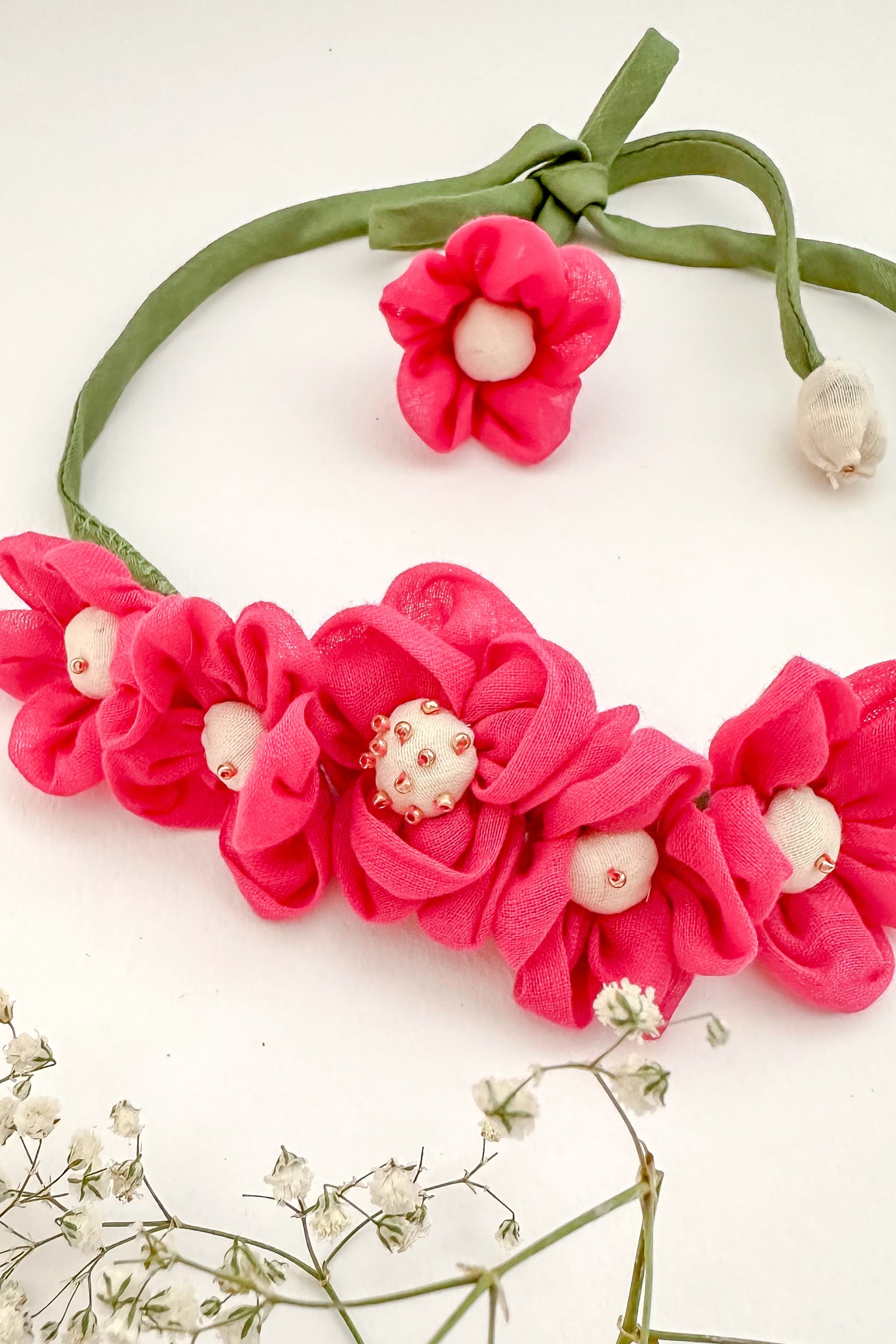 Gajra, Flower hair accessories, Flower hair Tie