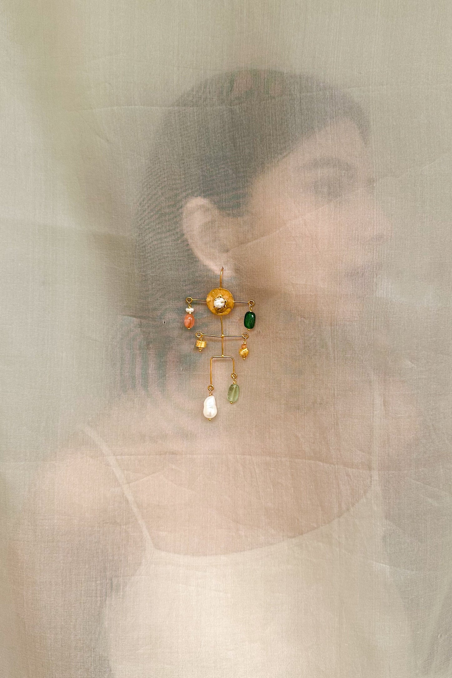 Darkth Balance Earring